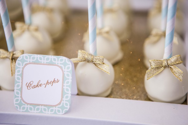 Lolly buffet in gold mint and white - display sweets cakepops