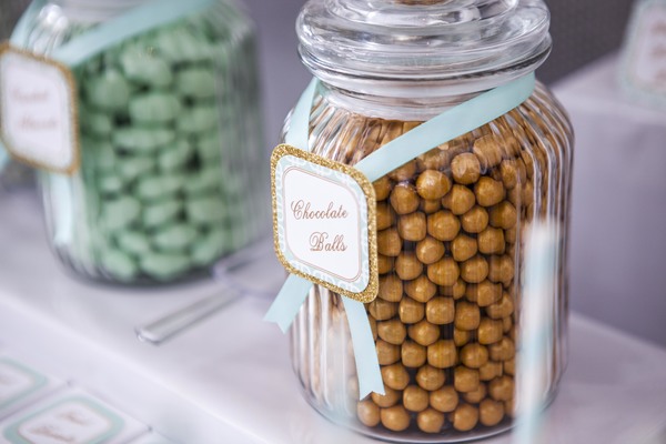 Lolly buffet in gold mint and white - apothacary jars