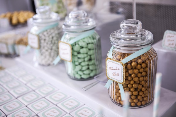 Lolly buffet in gold mint and white - apothacary jars