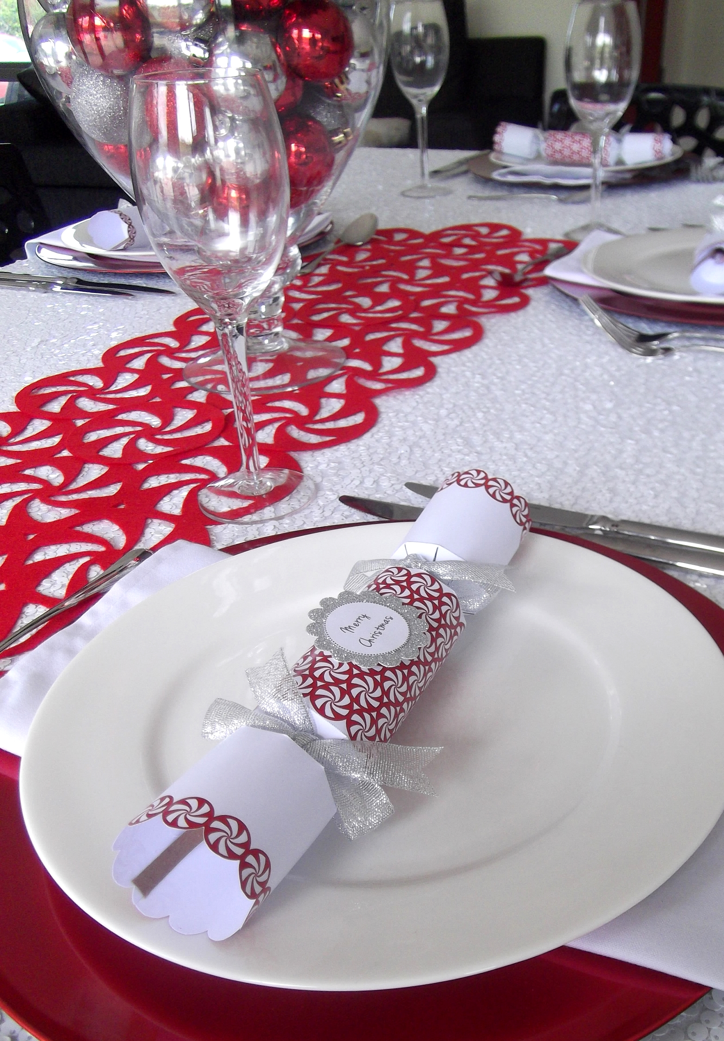 Red & White Handmade Christmas Crackers